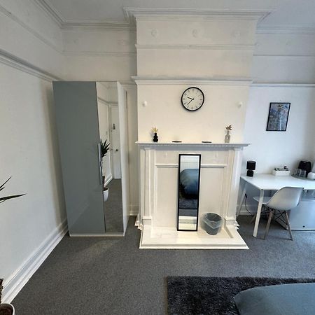 לונדון Cosy Double Rooms A Stones Throw From Wembley Stadium מראה חיצוני תמונה